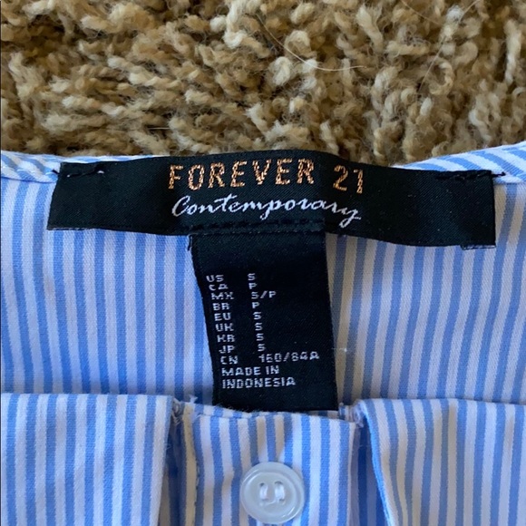 Forever 21 Off-the-Shoulder button up blouse - Picture 3 of 5